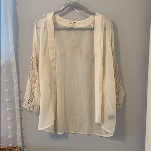 L.A. Hearts Embroidered Ivory Shawl, One Size